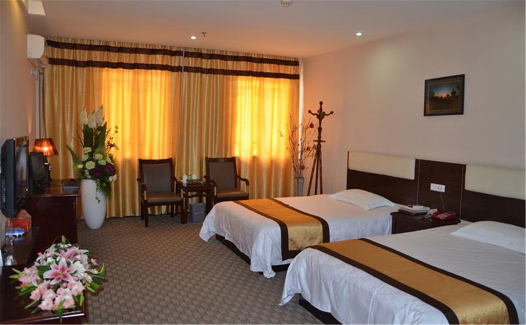 Wudangshan Yinjie Holiday Hotel Danjiangkou Phòng bức ảnh