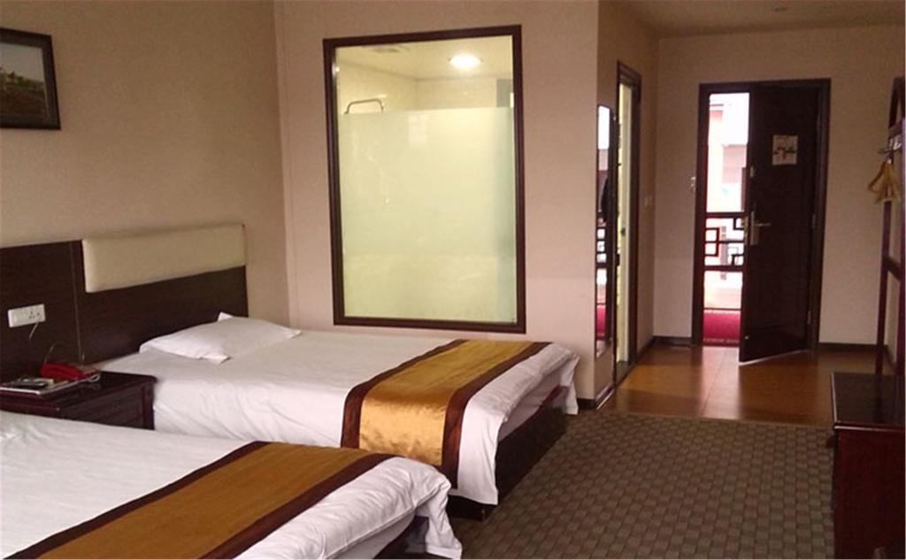 Wudangshan Yinjie Holiday Hotel Danjiangkou Phòng bức ảnh